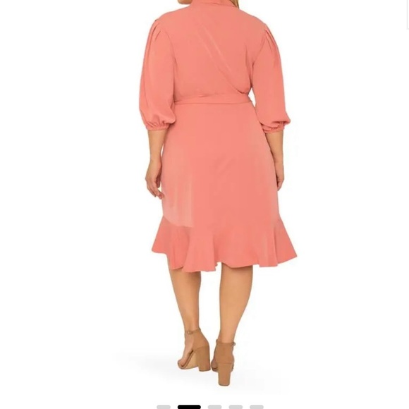 Standard Dusty Pink Ruffle Wrap Dress 3X NWT - Picture 3 of 5